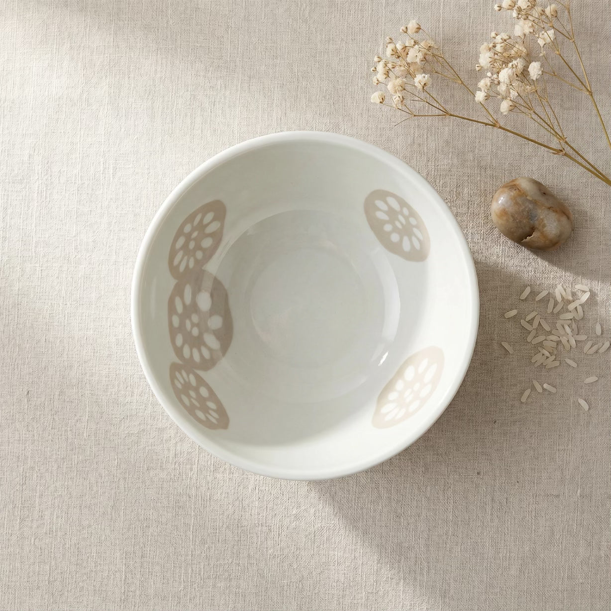 Japanese Porcelain Rice Bowl Blue & Beige Lotus Root Pattern 13cm