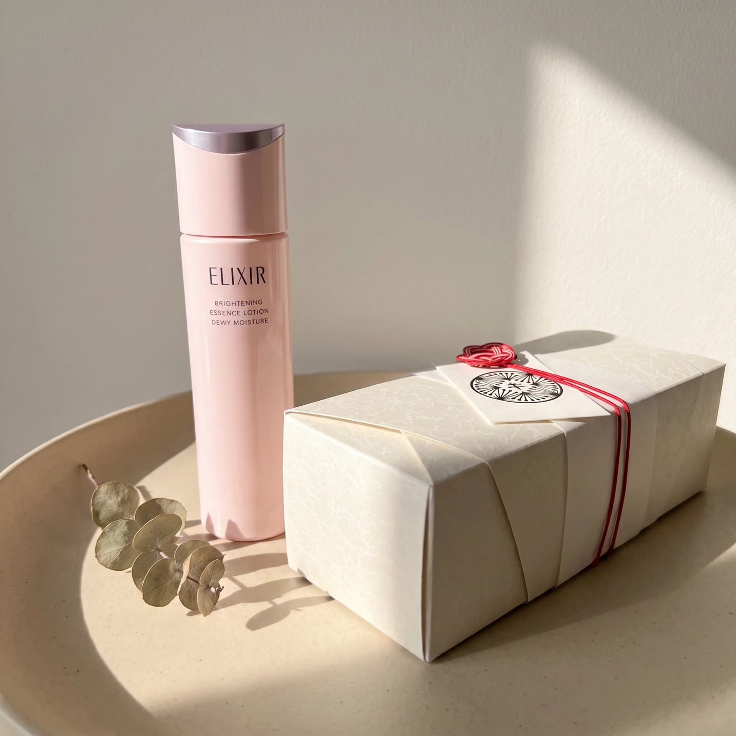 Shiseido Elixir Brightening Essence Lotion 170ml