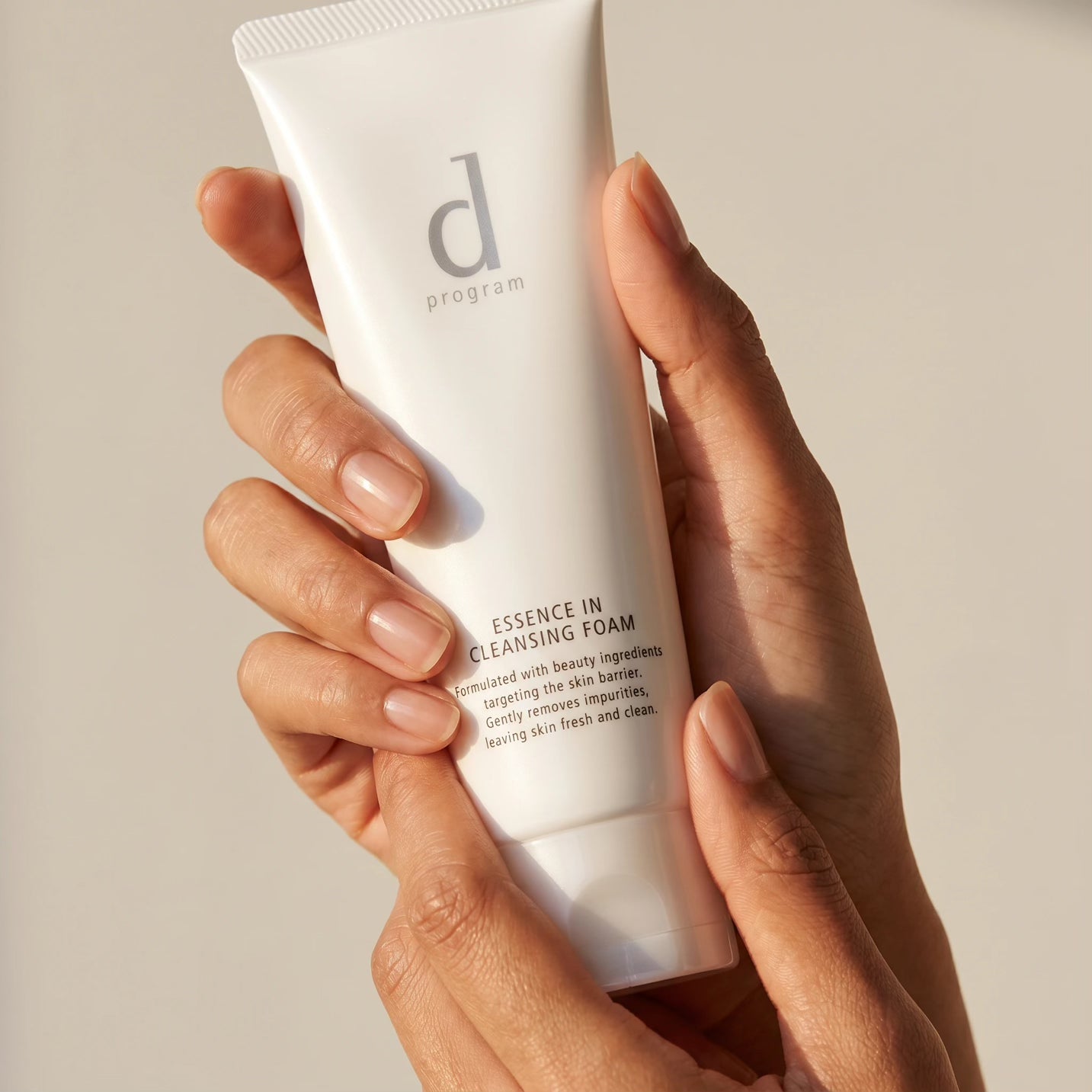 Shiseido D Program Essence In Cleansing Foam 120g