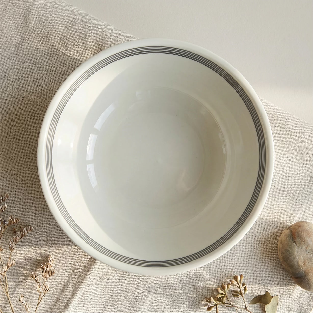 Japanese Porcelain Rice Bowl Blue & White Fine Stripe Pattern 13cm