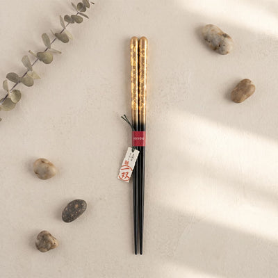 ISSOU Wakasa Lacquered Chopsticks with Paulownia Wooden Gift Box 23cm