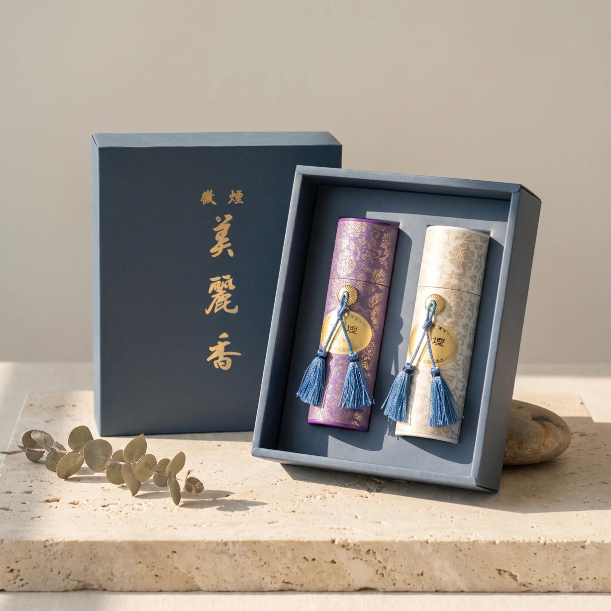 Eirakuya Organic Japanese Incense Gift Set (Sandalwood & Original Perfume)