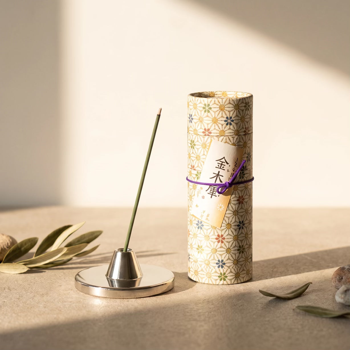 Eirakuya Organic Japanese Incense With Paulownia Gift Box (Cherry Blossom & Osmanthus)